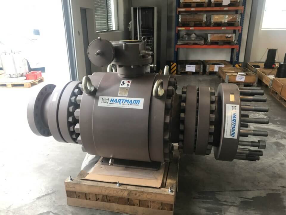 Hartmann rental equipment according to API 6A wellhead components and ball valve