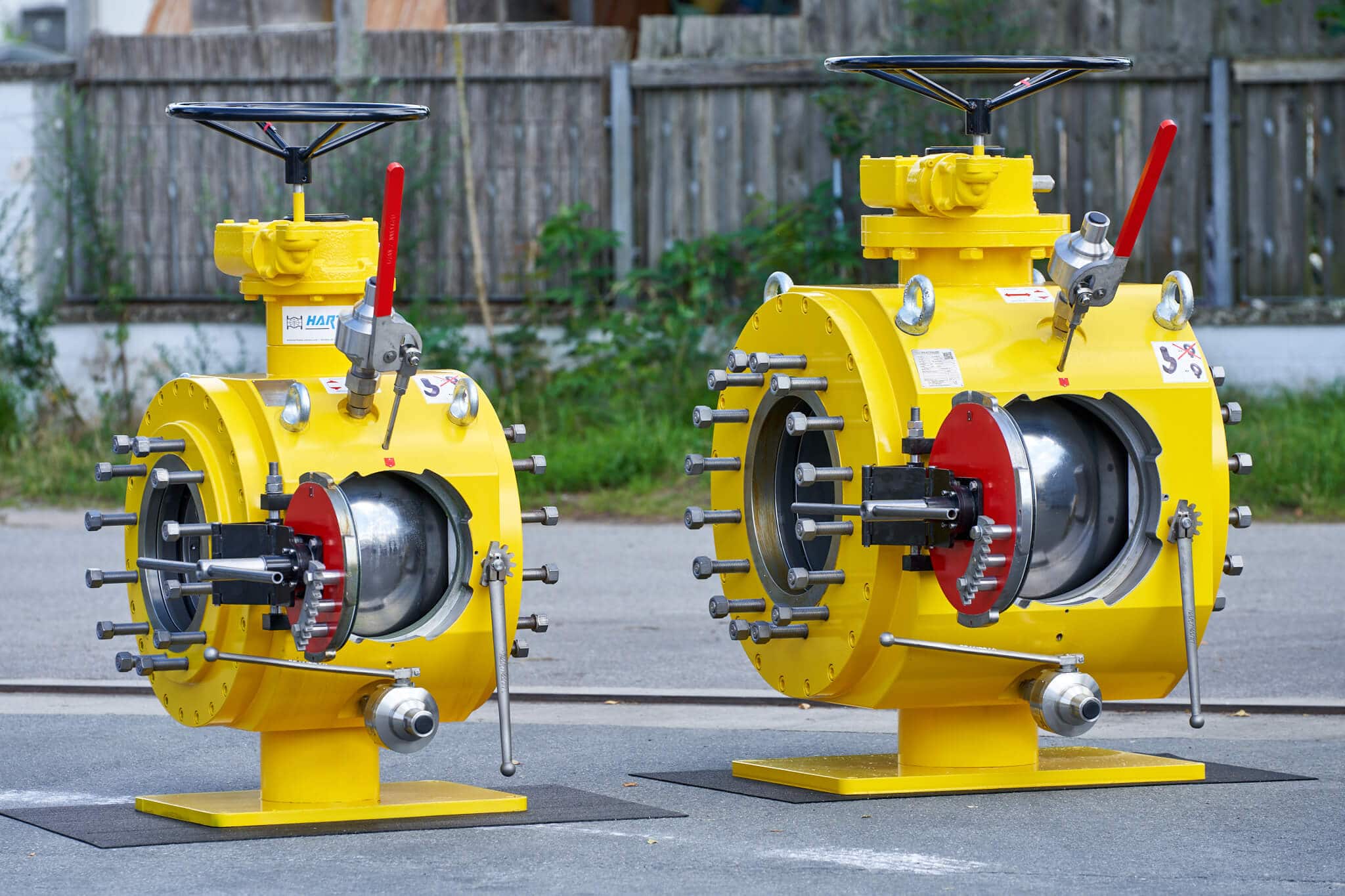 Metallisch dichtende Kugelhähne Hartmann Valves